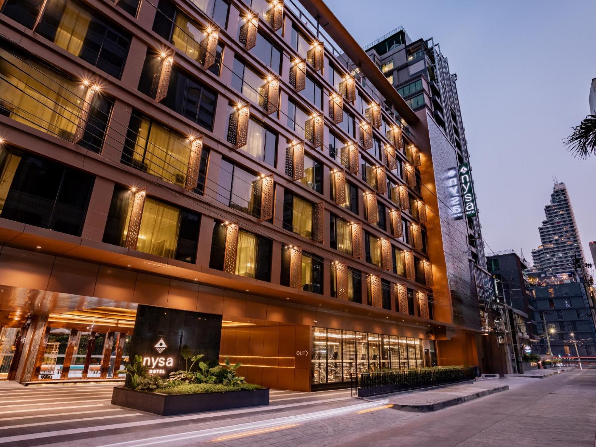 Nysa Hotel Bangkok Sukhumvit 11 Екстериор снимка The hotel in 2016