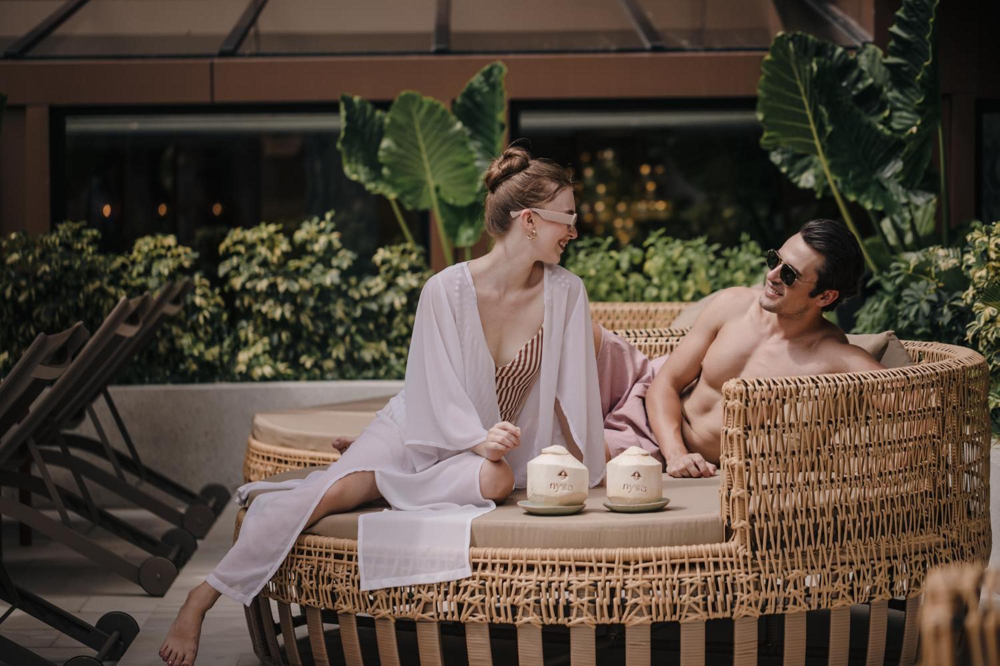 Nysa Hotel Bangkok Sukhumvit 11 Екстериор снимка The Spa at The Standard East Village