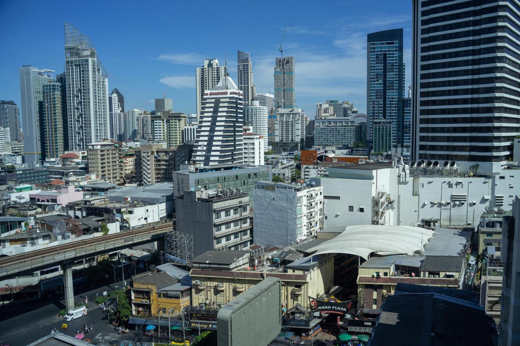 Nysa Hotel Bangkok Sukhumvit 11 Екстериор снимка San Diego skyline